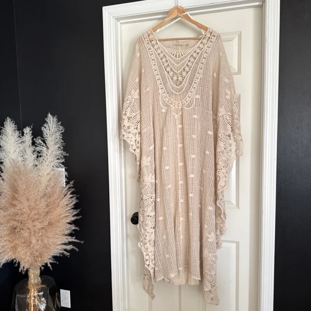 Soft Surroundings Martinique Breeze Caftan in Cream 
size Large/XL - Picture 3 of 12